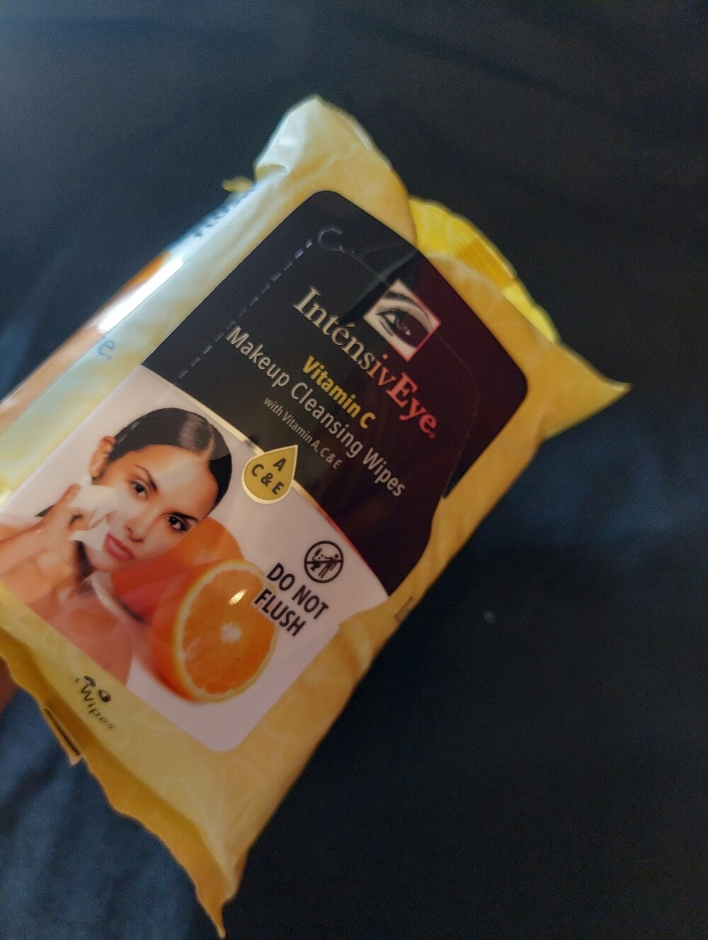 4 Pack Global BEAUTY Rare INTENSIVEYE Vitamin C MakeUp Wipes 120 Vitamins A,C,E - Picture 2 of 4